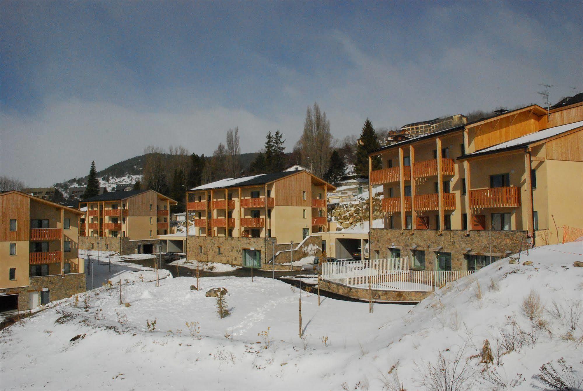 Residence Nemea Les Chalets Du Belvedere Font-Romeu-Odeillo-Via Eksteriør bilde